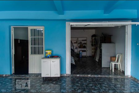 Casa à venda com 150m², 3 quartos e 2 vagas Casa à venda com 150m², 3 quartos e 2 vagasGaragem