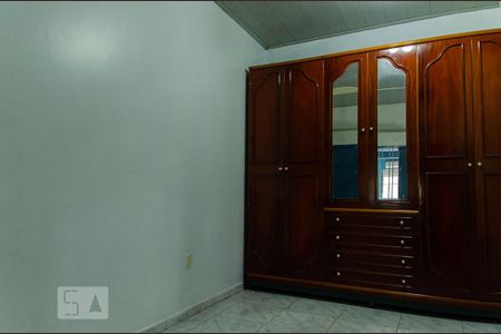 Quarto 1 Inferior de casa à venda com 3 quartos, 150m² em Rio Branco, Canoas