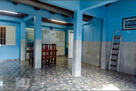 Casa à venda com 150m², 3 quartos e 2 vagas Casa à venda com 150m², 3 quartos e 2 vagasEspaço Gourmet