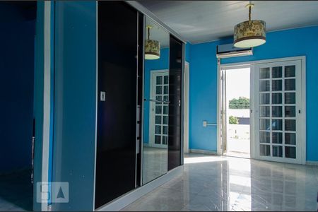 Casa à venda com 150m², 3 quartos e 2 vagas Casa à venda com 150m², 3 quartos e 2 vagasQuarto Suíte