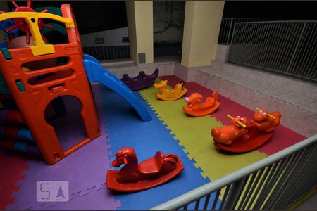 Apartamento para alugar com 51m², 2 quartos e sem vagaÁrea Comum - Playground