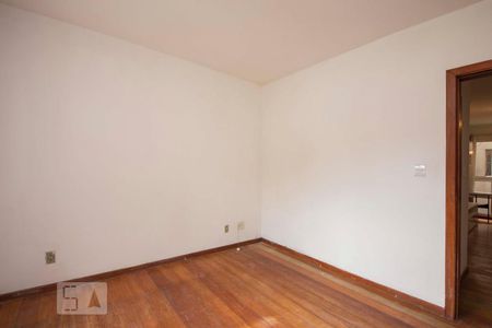 Quarto  de apartamento à venda com 1 quarto, 46m² em Vila Ipiranga, Porto Alegre