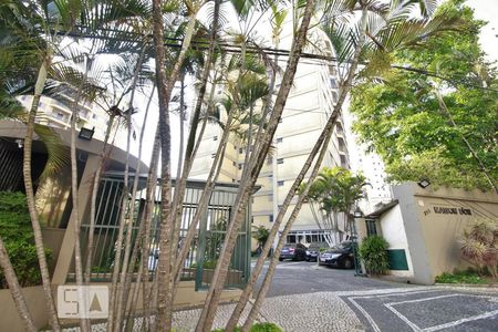 Apartamento à venda com 100m², 3 quartos e 1 vagaFachada
