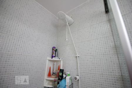 Apartamento à venda com 100m², 3 quartos e 1 vagaChuveiro