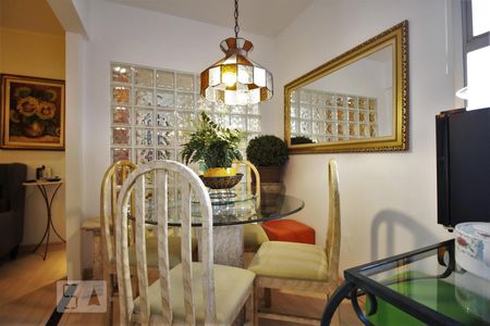 Apartamento à venda com 100m², 3 quartos e 1 vagaSala de jantar