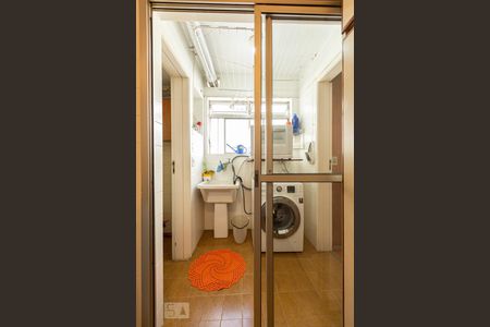 Apartamento à venda com 81m², 3 quartos e 1 vaga Apartamento à venda com 81m², 3 quartos e 1 vagaLavanderia