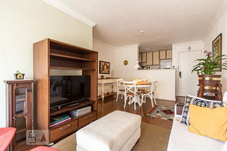 Sala de apartamento à venda com 3 quartos, 81m² em Real Parque, São Paulo