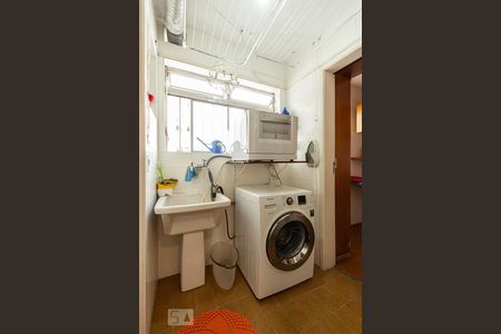 Apartamento à venda com 81m², 3 quartos e 1 vaga Apartamento à venda com 81m², 3 quartos e 1 vagaLavanderia