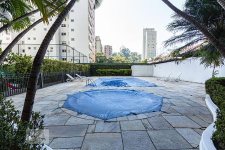Apartamento à venda com 81m², 3 quartos e 1 vaga Apartamento à venda com 81m², 3 quartos e 1 vagaÁrea comum - Piscina