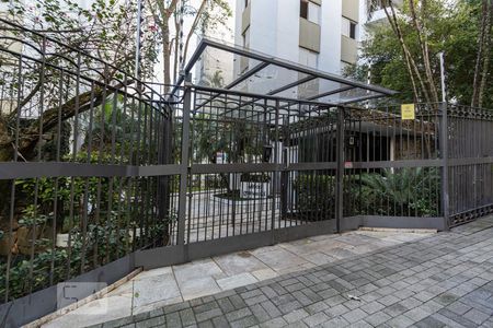 Apartamento à venda com 81m², 3 quartos e 1 vaga Apartamento à venda com 81m², 3 quartos e 1 vagaFachada