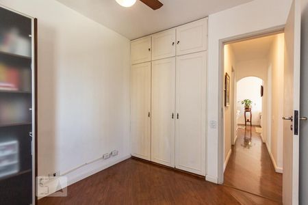 Apartamento à venda com 81m², 3 quartos e 1 vaga Apartamento à venda com 81m², 3 quartos e 1 vagaQuarto 3