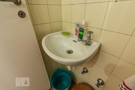 Apartamento à venda com 81m², 3 quartos e 1 vaga Apartamento à venda com 81m², 3 quartos e 1 vagaBanheiro de Serviço