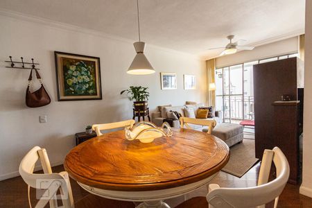 Sala de apartamento à venda com 3 quartos, 81m² em Real Parque, São Paulo