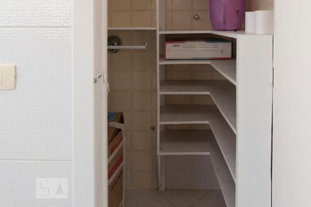 Apartamento para alugar com 78m², 2 quartos e 1 vaga Apartamento para alugar com 78m², 2 quartos e 1 vagaDespensa