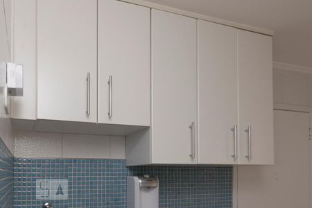 Apartamento para alugar com 78m², 2 quartos e 1 vaga Apartamento para alugar com 78m², 2 quartos e 1 vagaCozinha - Armários