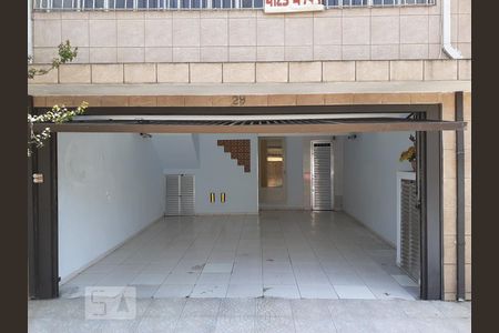 Casa à venda com 303m², 3 quartos e 2 vagas
