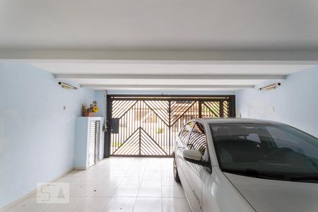 Casa à venda com 303m², 3 quartos e 2 vagas Casa à venda com 303m², 3 quartos e 2 vagasGaragem