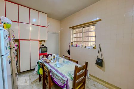 Casa à venda com 250m², 3 quartos e 5 vagasCozinha