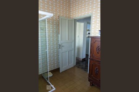 Casa à venda com 298m², 6 quartos e 1 vagaBanheiro