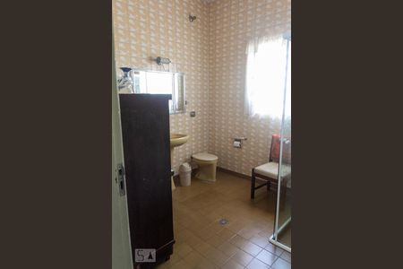 Casa à venda com 298m², 6 quartos e 1 vagaBanheiro