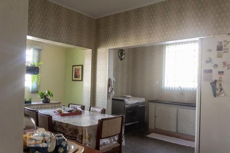 Casa à venda com 298m², 6 quartos e 1 vagaCozinha