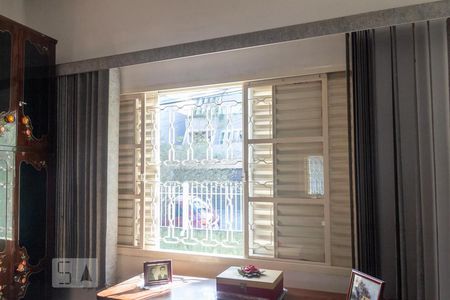 Casa à venda com 298m², 6 quartos e 1 vagaQuarto 1