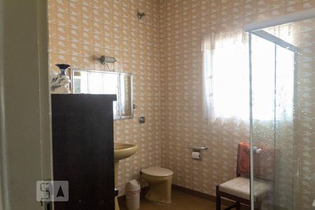 Casa à venda com 298m², 6 quartos e 1 vagaBanheiro