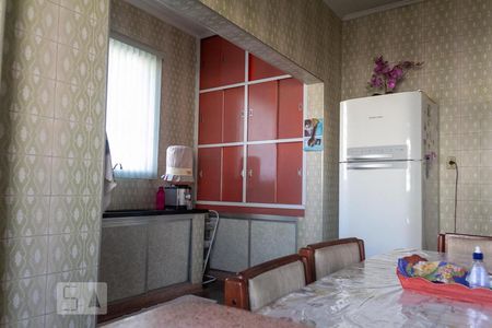 Casa à venda com 298m², 6 quartos e 1 vagaCozinha