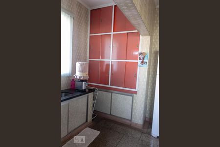 Casa à venda com 298m², 6 quartos e 1 vagaCozinha