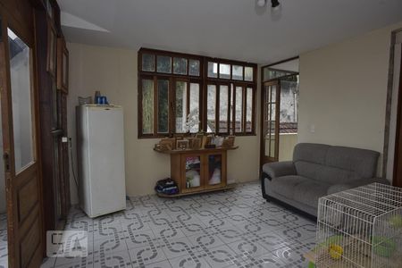 Casa para alugar com 225m², 2 quartos e sem vagaHall segundo andar