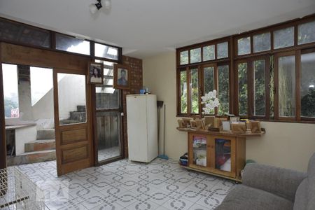 Casa para alugar com 225m², 2 quartos e sem vagaHall segundo andar