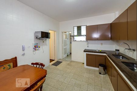 Apartamento para alugar com 135m², 3 quartos e 1 vaga Apartamento para alugar com 135m², 3 quartos e 1 vagaCozinha
