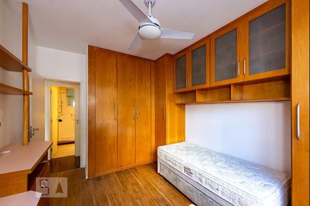 Apartamento para alugar com 135m², 3 quartos e 1 vaga Apartamento para alugar com 135m², 3 quartos e 1 vagaQuarto 1