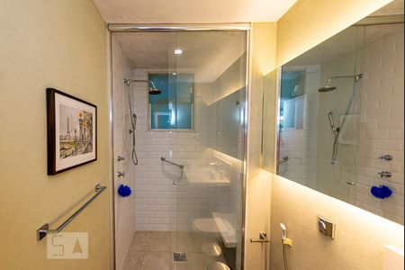 Apartamento para alugar com 135m², 3 quartos e 1 vaga Apartamento para alugar com 135m², 3 quartos e 1 vagaBanheiro Social