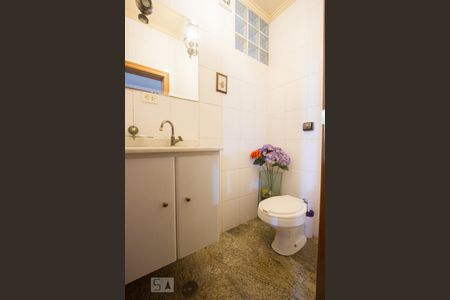 Casa à venda com 464m², 4 quartos e 3 vagasLavabo