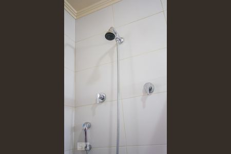 Casa à venda com 464m², 4 quartos e 3 vagasDetalhe Banheiro Suíte 2