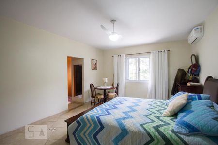 Casa à venda com 464m², 4 quartos e 3 vagasSuíte 1