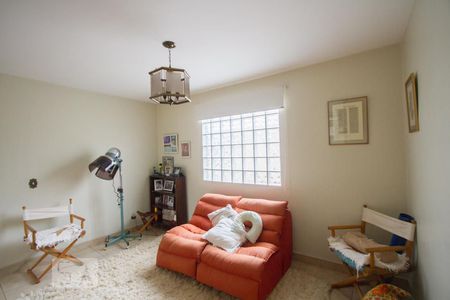 Casa à venda com 464m², 4 quartos e 3 vagasSala 3