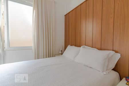 Suíte 1 de apartamento à venda com 2 quartos, 45m² em Copacabana, Rio de Janeiro