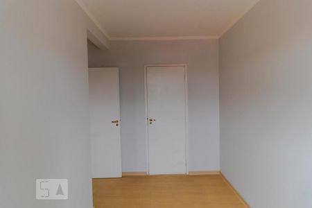 Apartamento à venda com 76m², 3 quartos e 1 vagaQuarto 02