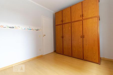 Apartamento à venda com 76m², 3 quartos e 1 vagaQuarto 01