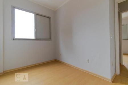 Apartamento à venda com 76m², 3 quartos e 1 vagaQuarto 02
