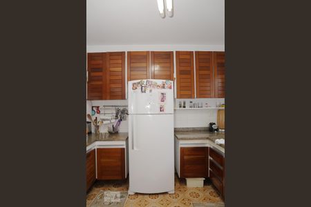 Casa à venda com 360m², 4 quartos e 4 vagasCozinha - Armários