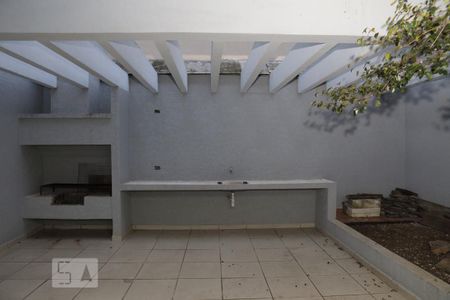 Casa à venda com 360m², 4 quartos e 4 vagasÁrea de lazer externa - churrasqueira