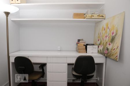 Casa à venda com 360m², 4 quartos e 4 vagasQuarto 5 - sala de estar