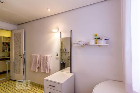 Apartamento à venda com 268m², 3 quartos e 1 vaga Apartamento à venda com 268m², 3 quartos e 1 vagaBanheiro