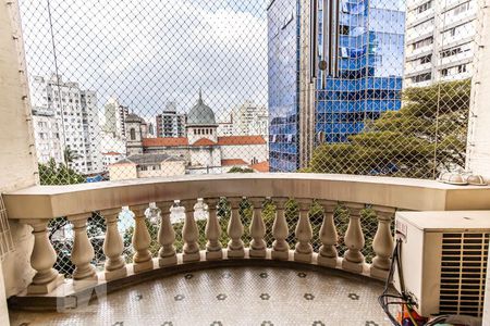 Apartamento à venda com 268m², 3 quartos e 1 vaga Apartamento à venda com 268m², 3 quartos e 1 vagaVaranda da sala