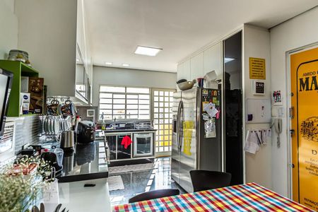 Apartamento à venda com 268m², 3 quartos e 1 vaga Apartamento à venda com 268m², 3 quartos e 1 vagaCozinha