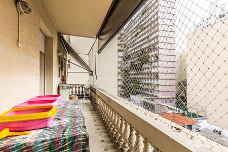 Apartamento à venda com 268m², 3 quartos e 1 vaga Apartamento à venda com 268m², 3 quartos e 1 vagaVaranda dos quartos