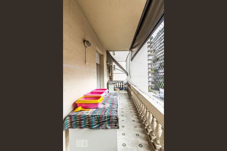 Apartamento à venda com 268m², 3 quartos e 1 vaga Apartamento à venda com 268m², 3 quartos e 1 vagaVaranda dos quartos